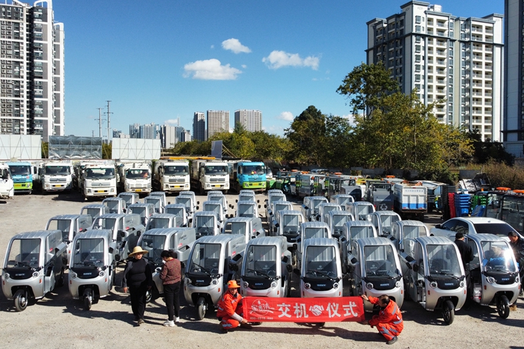 環(huán)衛(wèi)電動保潔車垃圾轉(zhuǎn)運車交機-云南寶來潔清潔設備